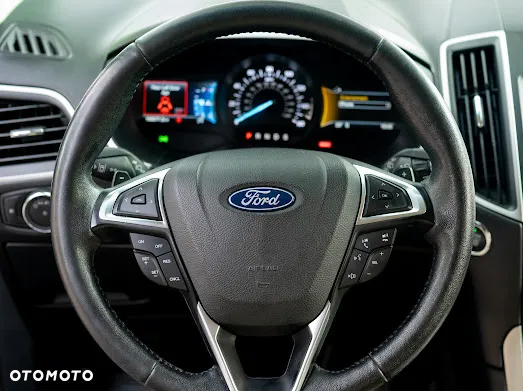Ford Edge - 9