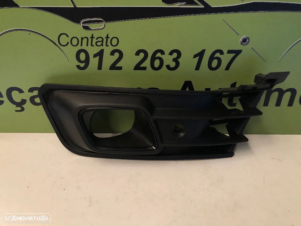 RENAULT CAPTUR I GRELHA FAROL NEVOEIRO FRENTE - G109 - 2