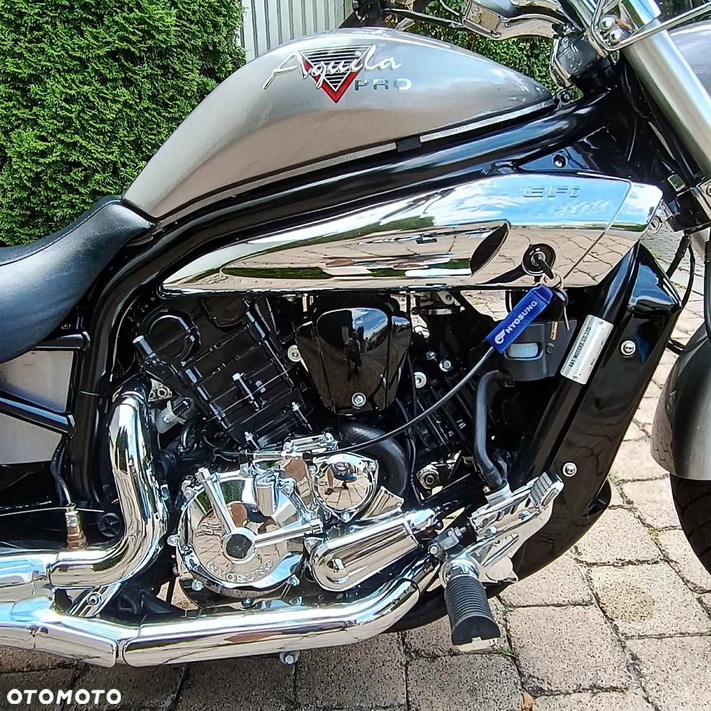 Hyosung GV - 8