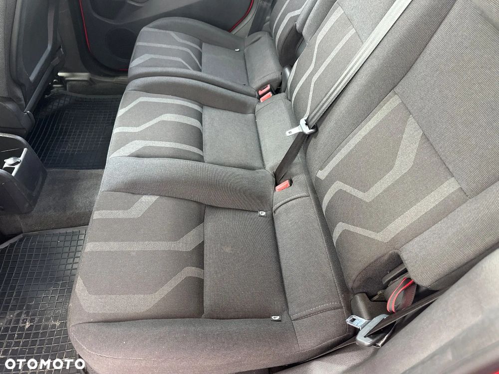 Ford Tourneo Connect 1.5 TDCi Trend - 23