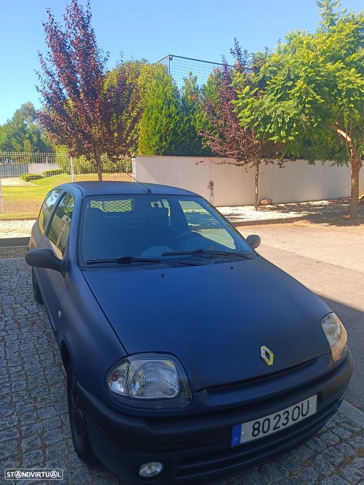 Renault Clio II - 19