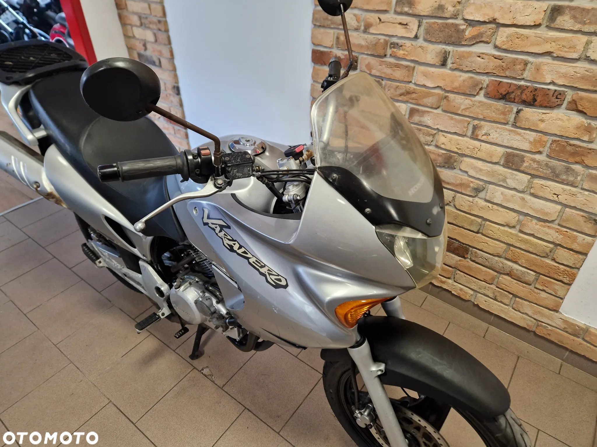 Honda Varadero - 26