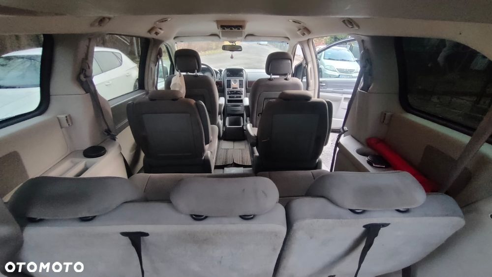 Chrysler Grand Voyager 2.8 CRD LX - 16