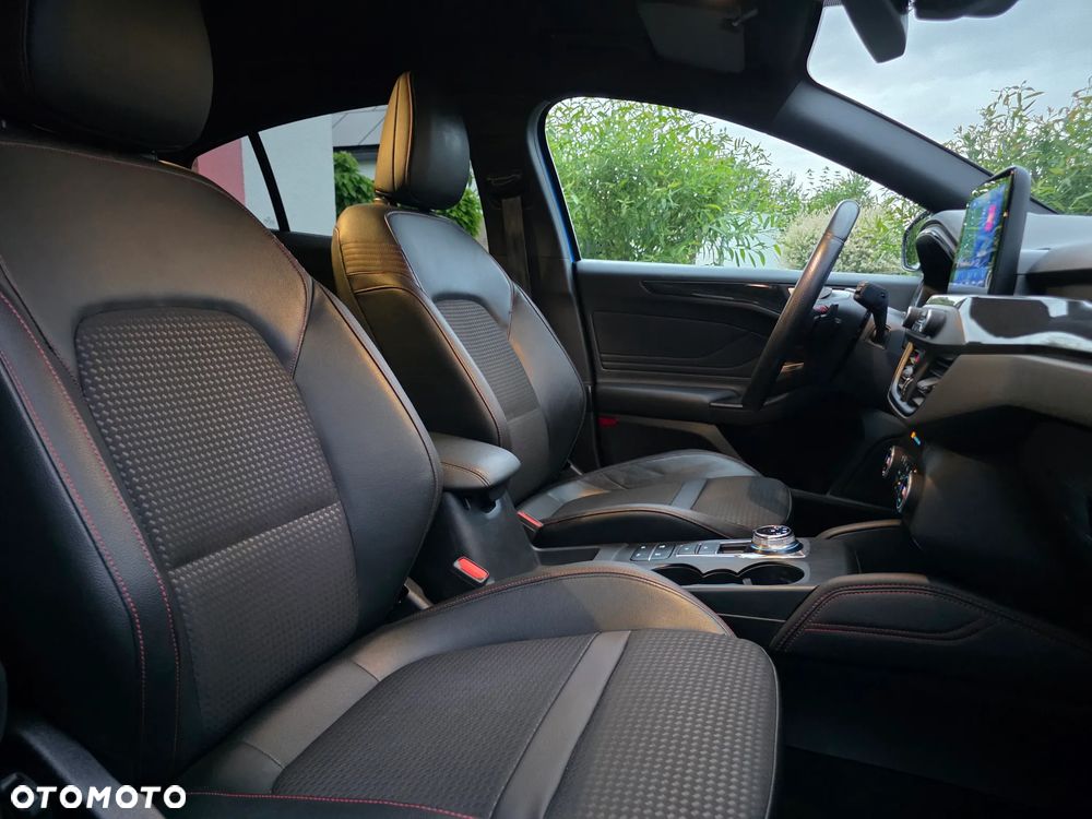 Ford Focus 1.0 EcoBoost mHEV ST-Line Style - 11