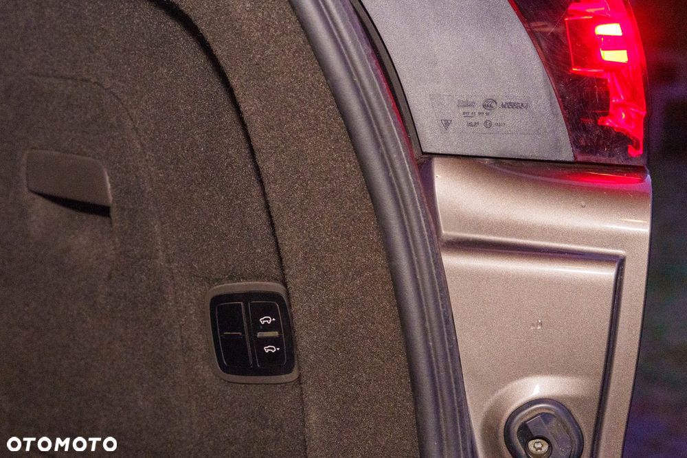 Porsche Cayenne Diesel Platinum Edition - 24