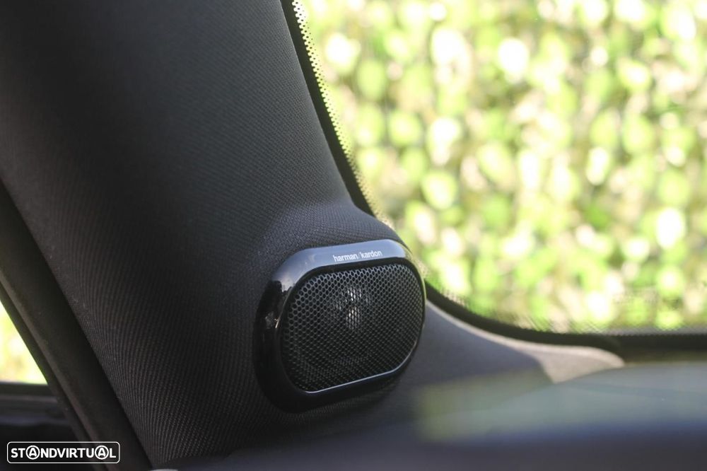 MINI 3 Portas John Cooper Works Auto Desportiva - 32