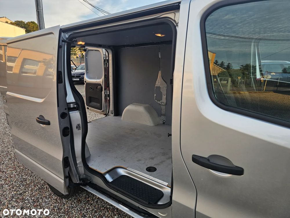 Opel Vivaro - 15