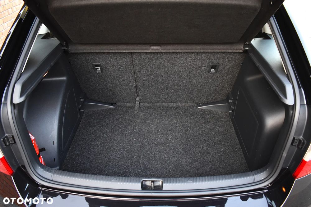 Skoda RAPID 1.2 TSI Ambition - 21