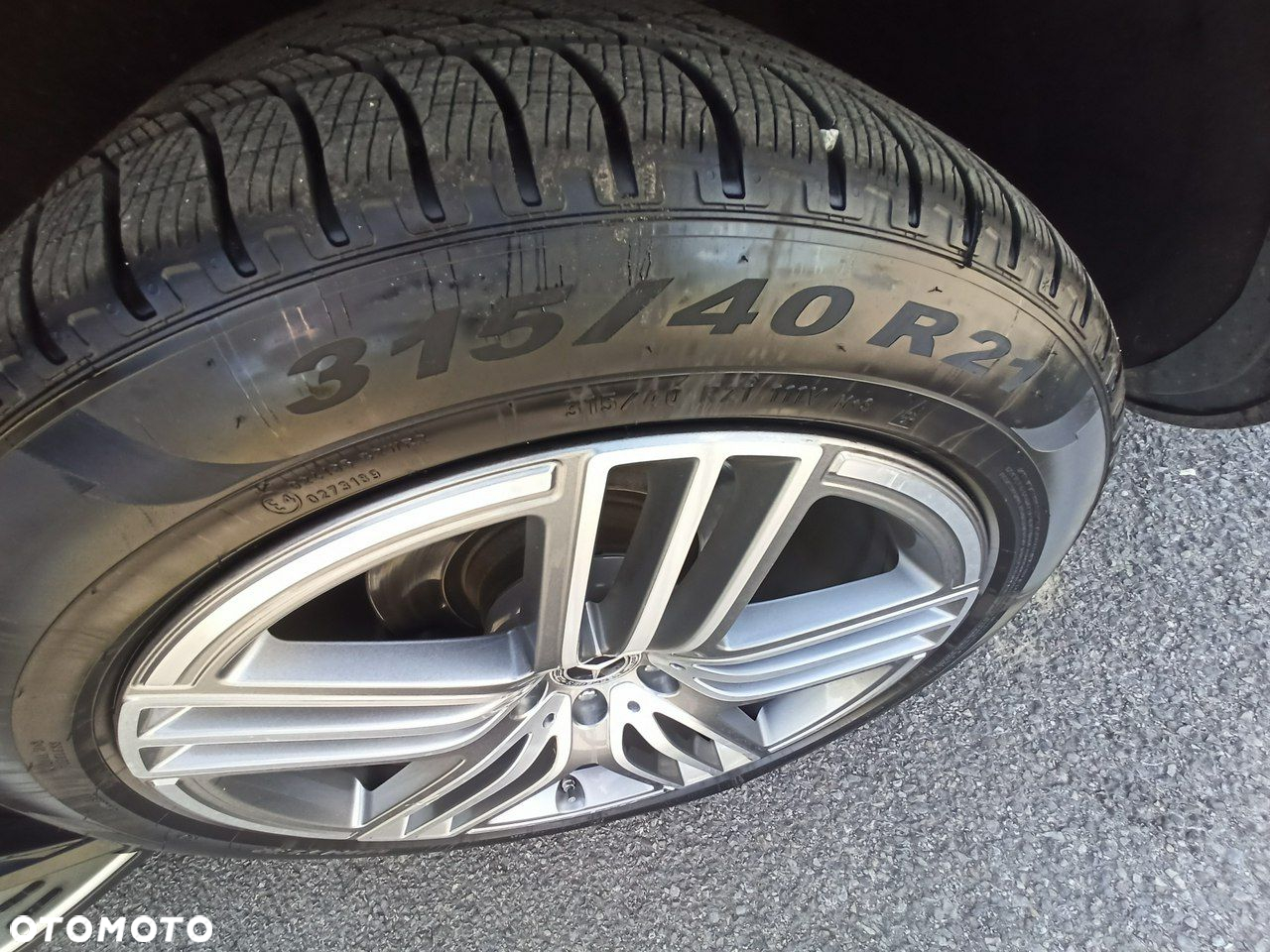 Mercedes-Benz GLS - 28