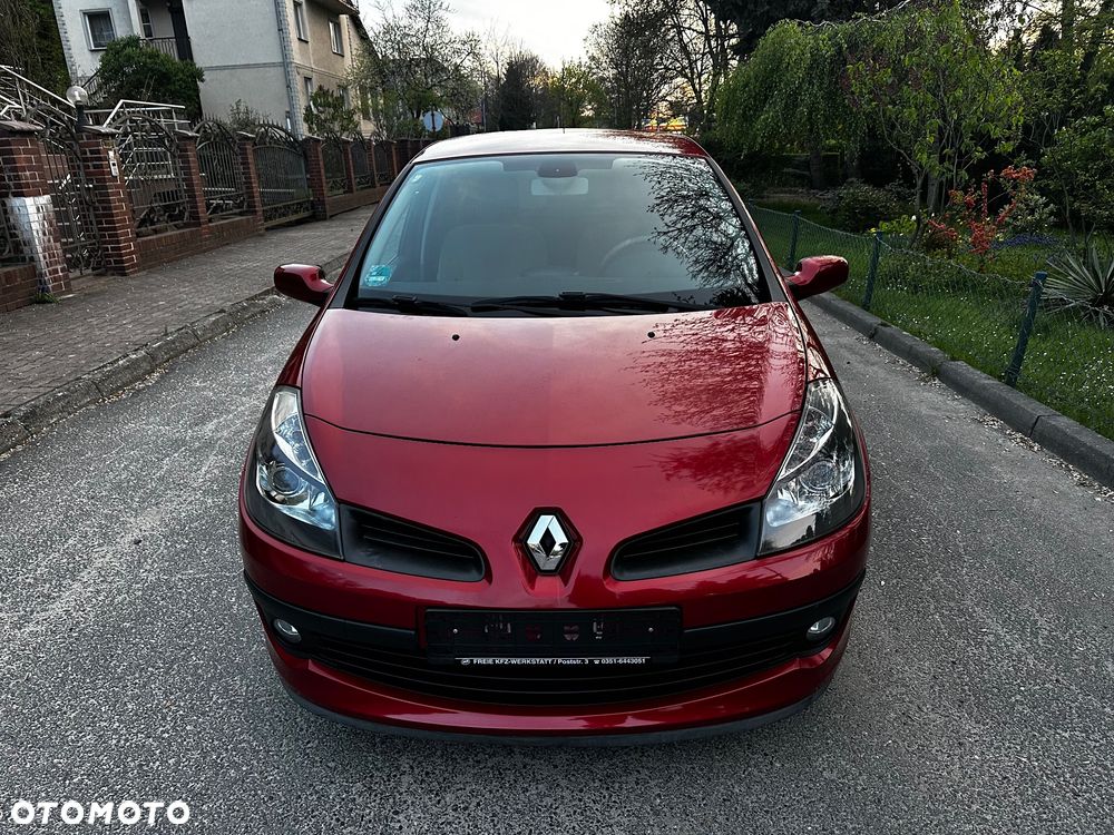 Renault Clio - 2