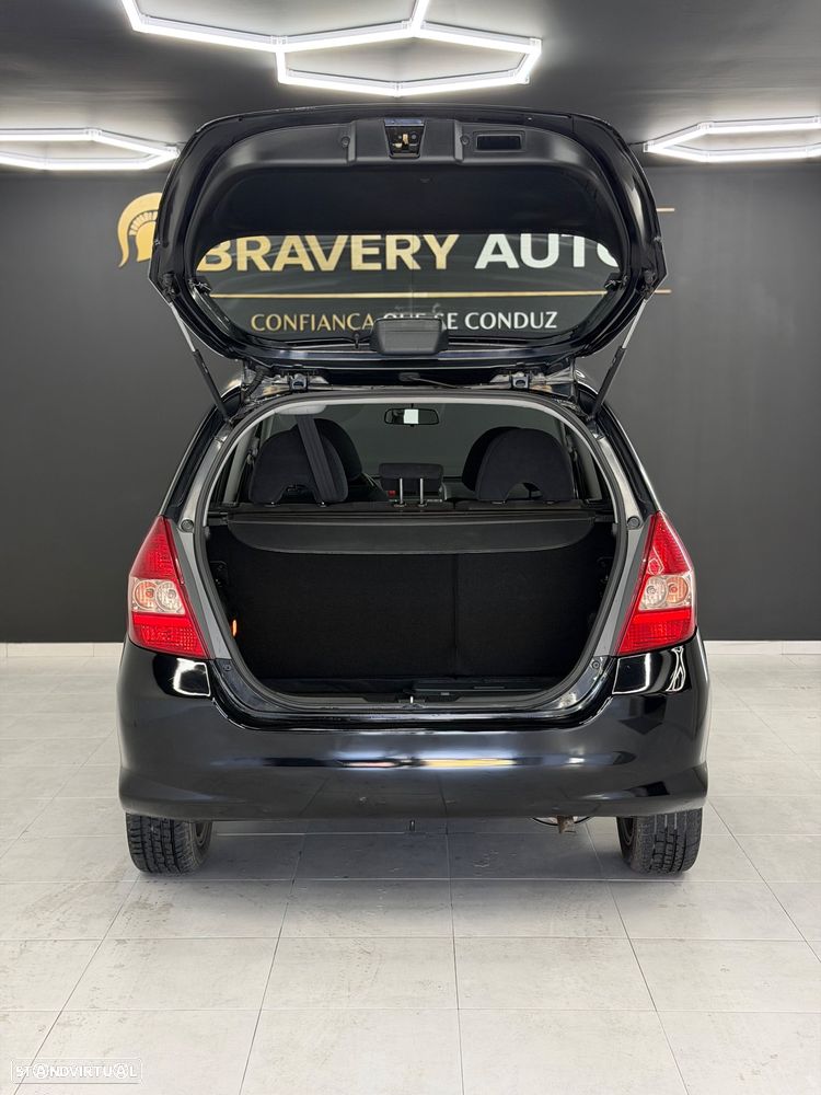 Honda Jazz 1.4 ES CVT - 26