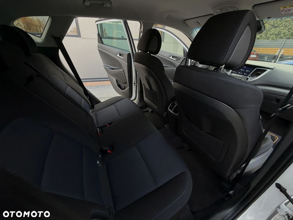 Hyundai Tucson blue 1.7 CRDi 2WD DCT Premium - 18