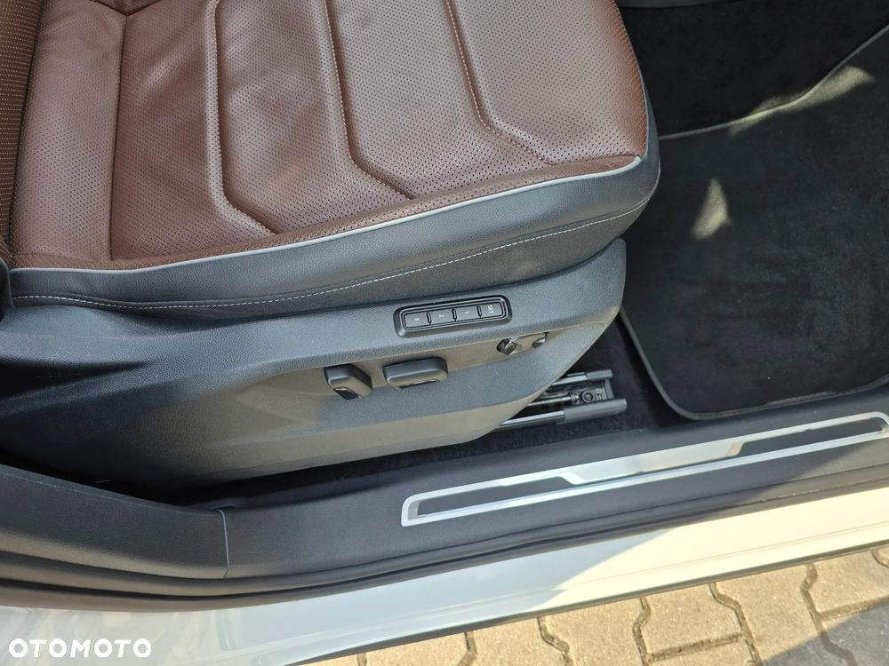 Volkswagen Tiguan Allspace 2.0 TDI SCR DSG Move - 31