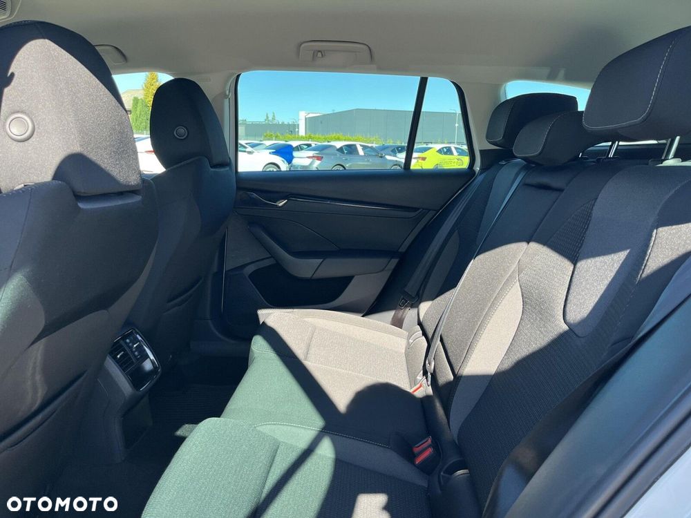 Skoda Octavia 1.5 TSI ACT Ambition - 12