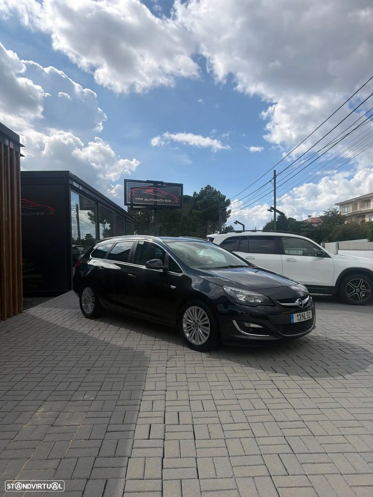 Opel Astra Sports Tourer - 8