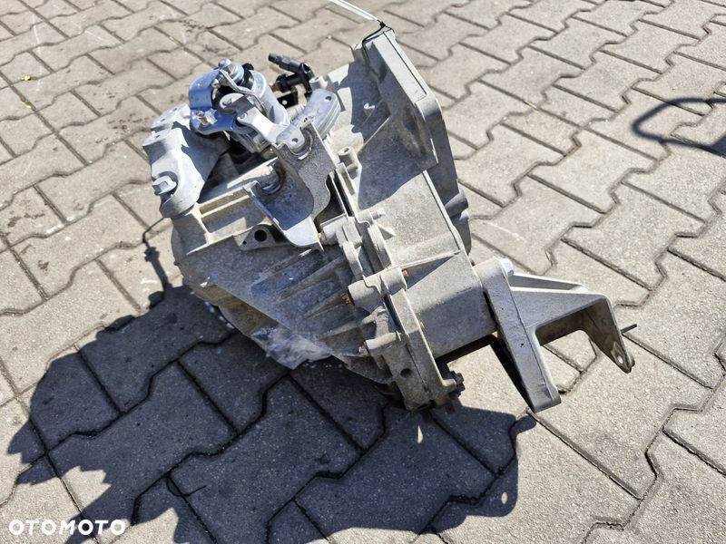 OPEL ZAFIRA C ASTRA J 2.0 CDTI SKRZYNIA BIEGÓW MANUAL 55564375 F40 - 5