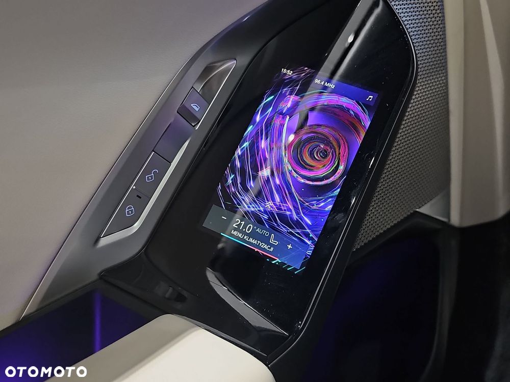 BMW Seria 7 - 26