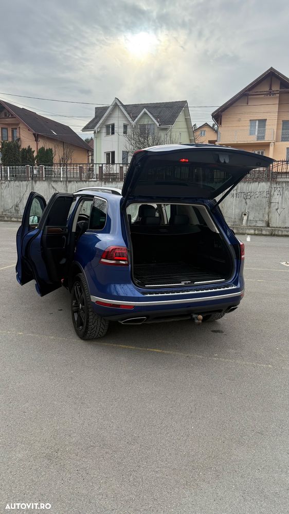 Volkswagen Touareg 3.0 V6 TDI SCR Blue Motion DPF Automatik Executive Edition - 12