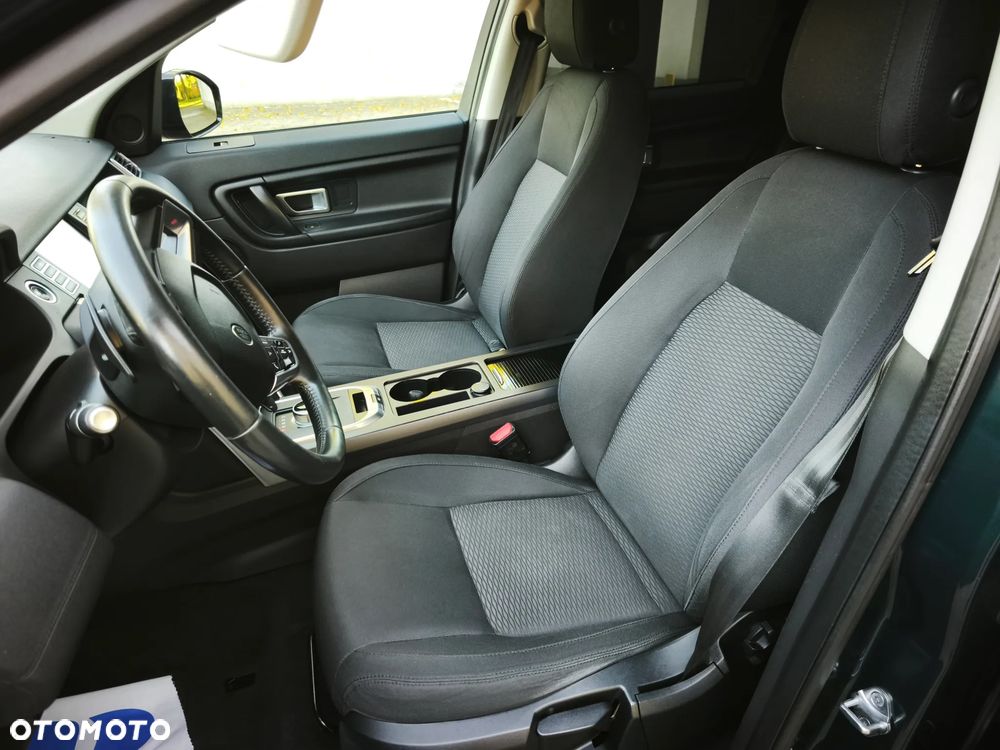 Land Rover Discovery Sport TD4 SkyView Edition - 12