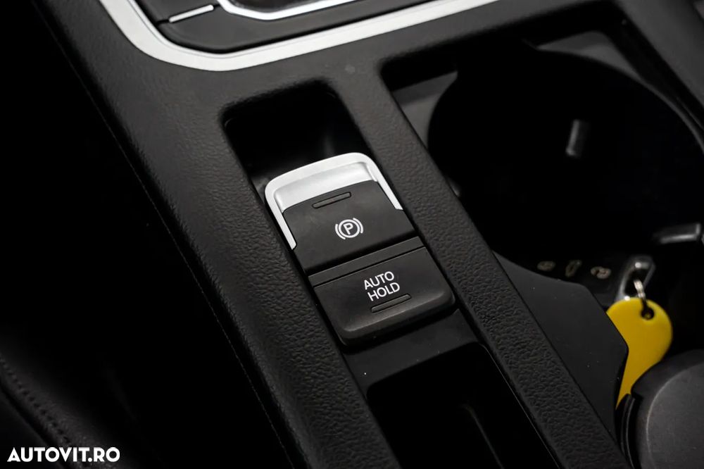 Volkswagen Passat 2.0 TDI SCR (BlueMotion Tech) 4Motion D Highline - 30