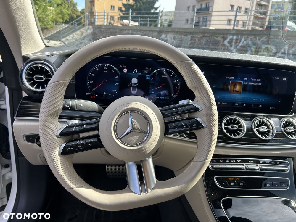 Mercedes-Benz Klasa E - 22