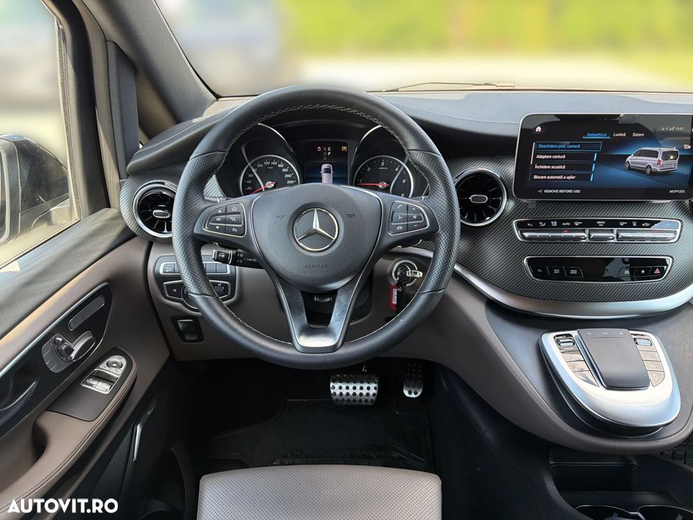 Mercedes-Benz V 300 d Extralang 4Matic 9G-TRONIC Special Edition Avantgarde - 11