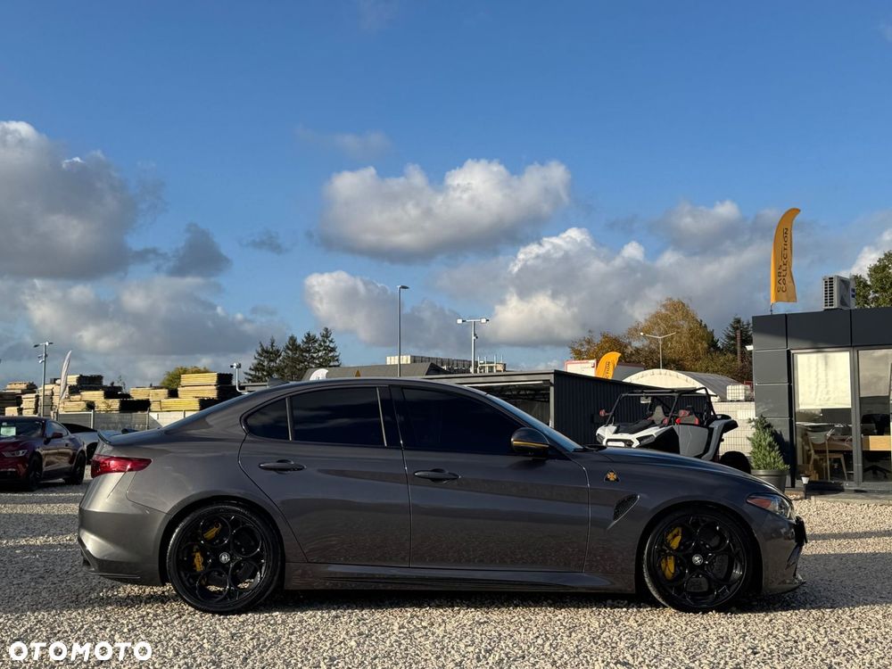 Alfa Romeo Giulia 2017 photo 3