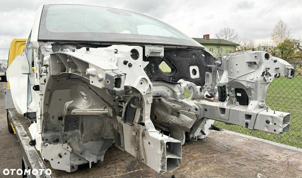 Aston Martin DBX Standard - 8