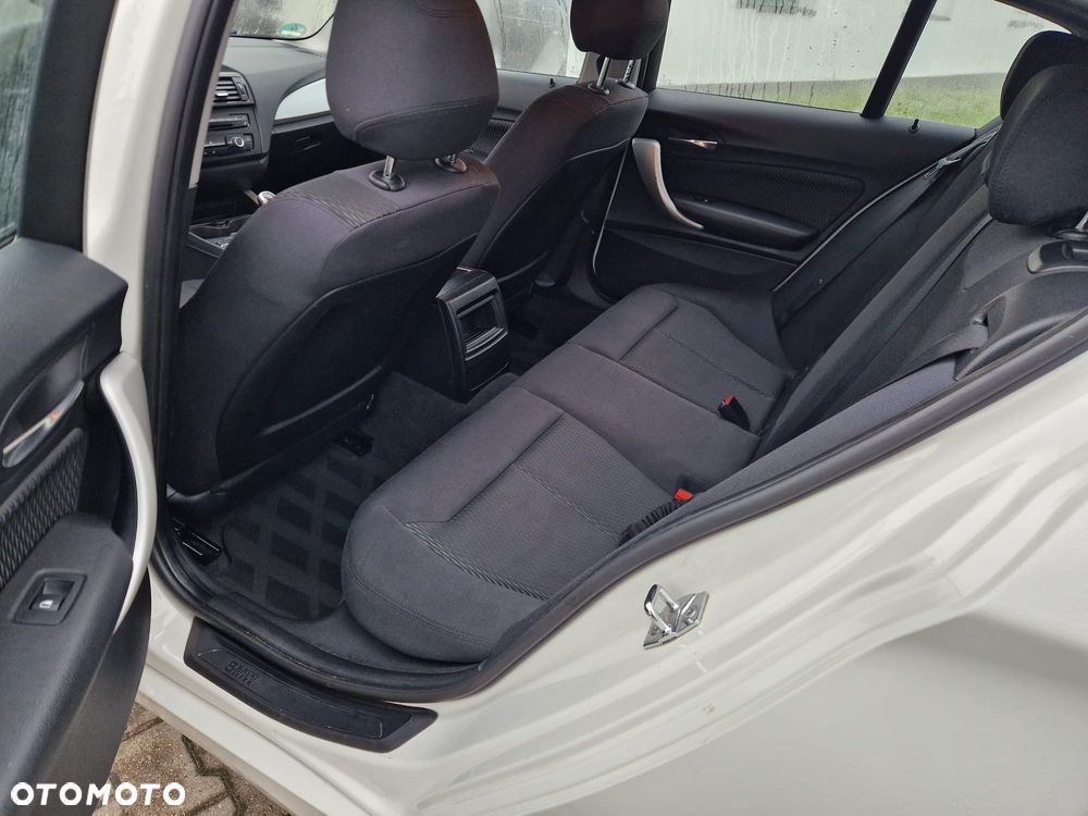 BMW Seria 1 - 23
