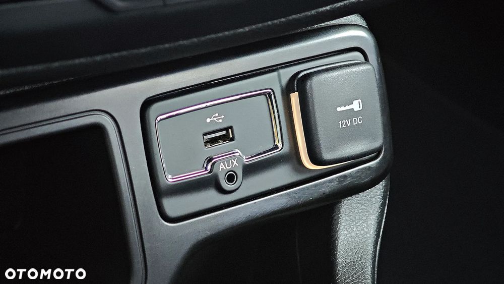Jeep Renegade - 31