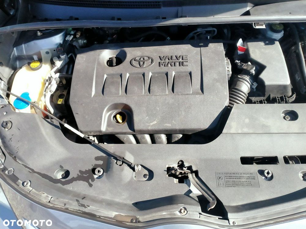 Toyota Verso 1.8 Premium - 21