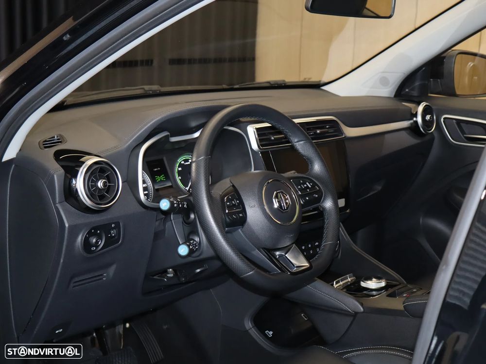 MG ZS EV 44.5 kWh Luxury - 20