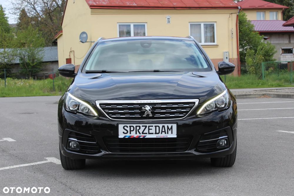 Peugeot 308 BlueHDi 130 EAT8 Stop & Start Allure Pack - 10