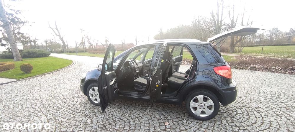 Fiat Sedici 1.9 Multijet 4x4 Dynamic - 22