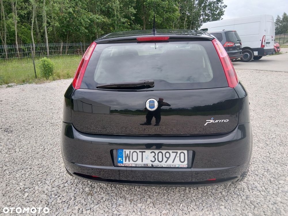 Fiat Grande Punto - 2