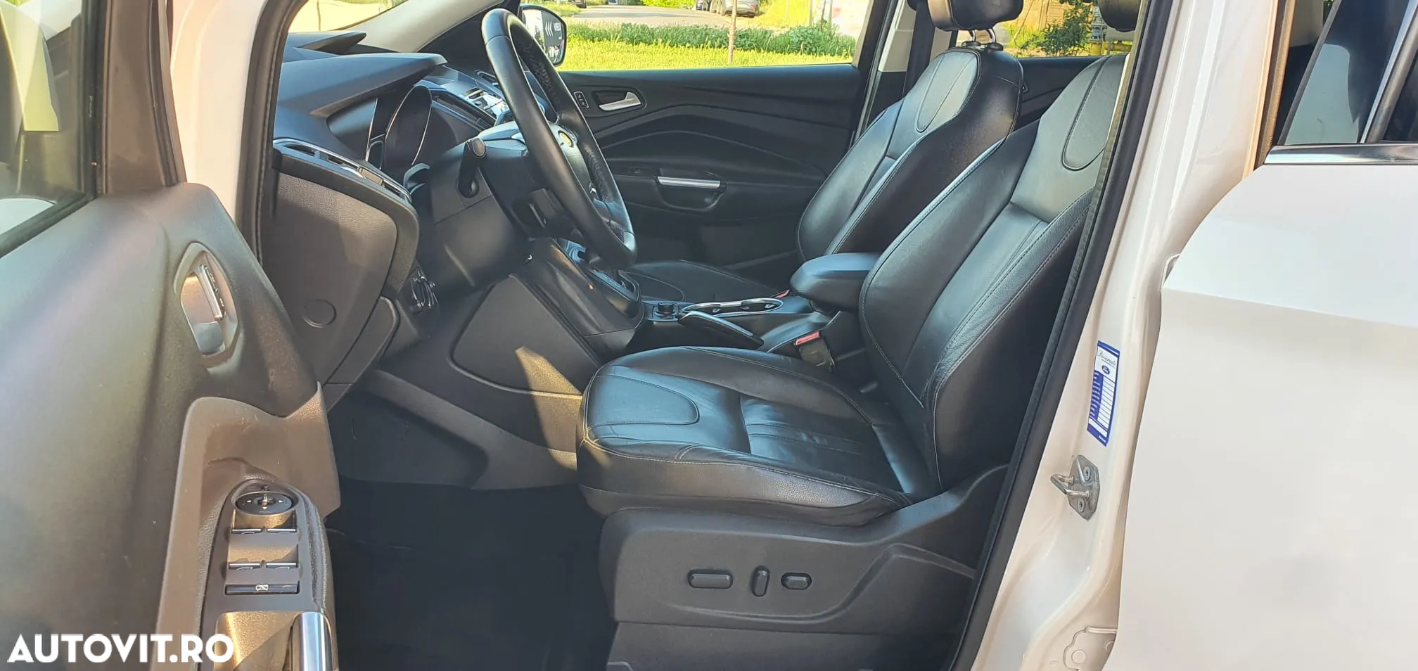 Ford Kuga - 6
