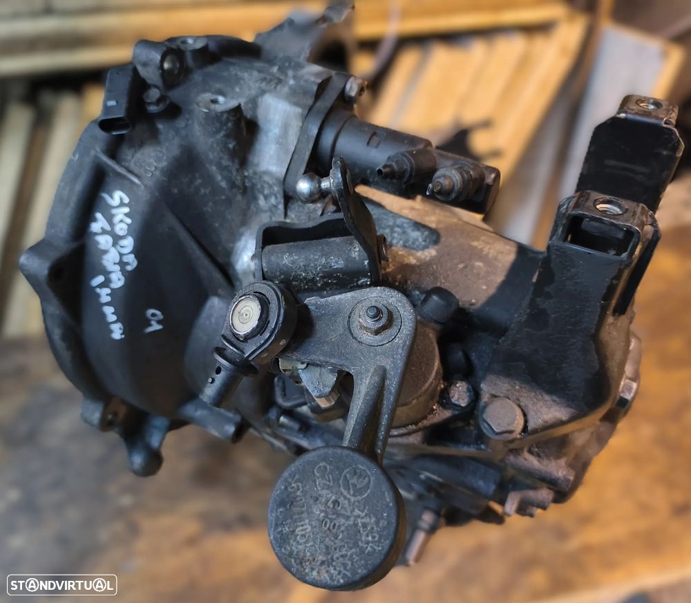 CAIXA DE VELOCIDADES SKODA FABIA I 1.4MPI 002301107T FNK - 1