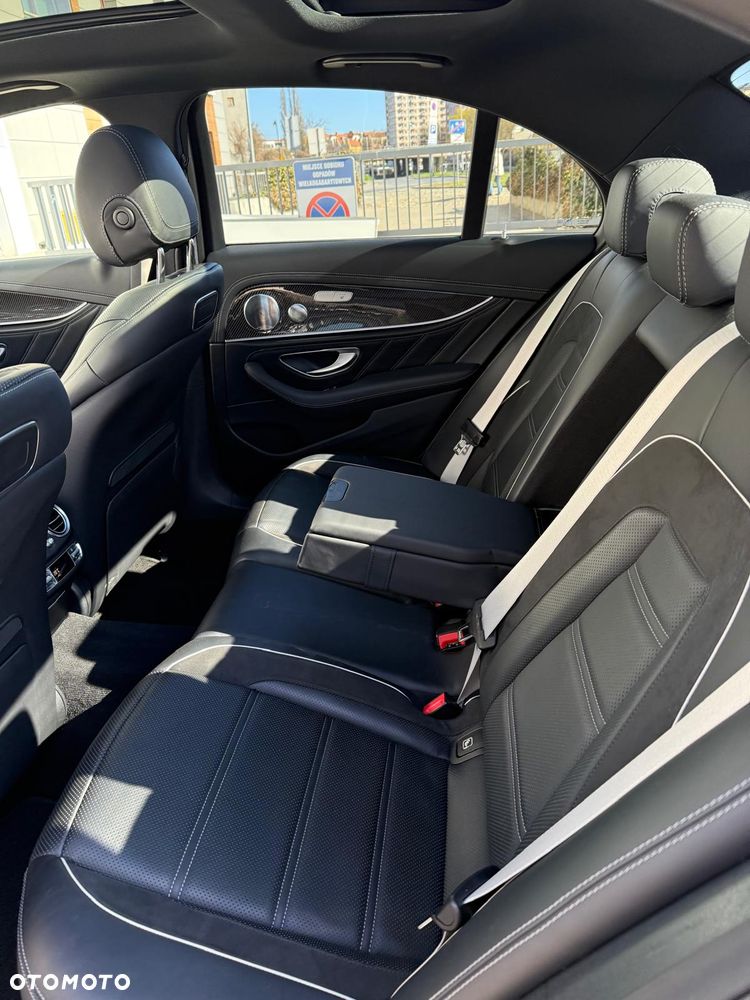 Mercedes-Benz Klasa E AMG 63 S 4-Matic+ - 5