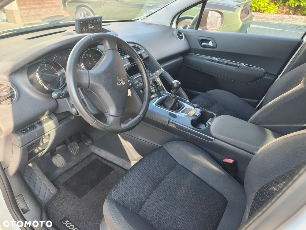 Peugeot 3008 1.2 PureTech Allure - 31