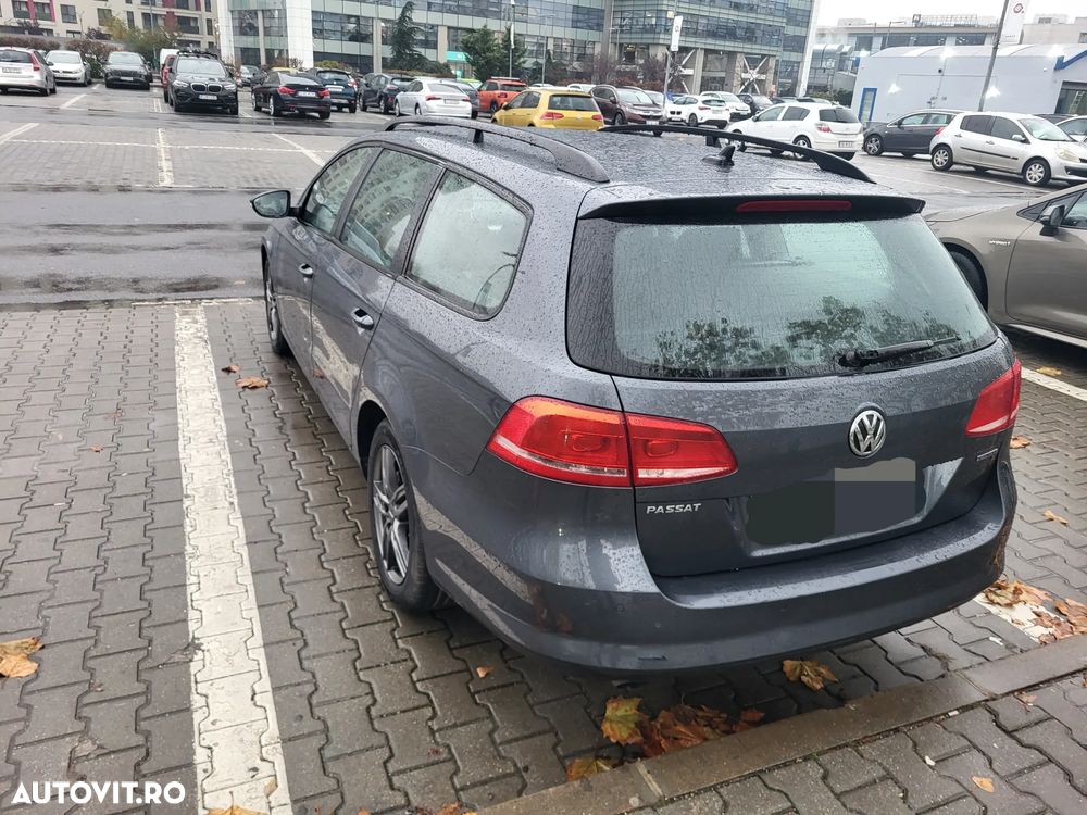 Volkswagen Passat Variant 1.6 TDI BlueMotion - 16