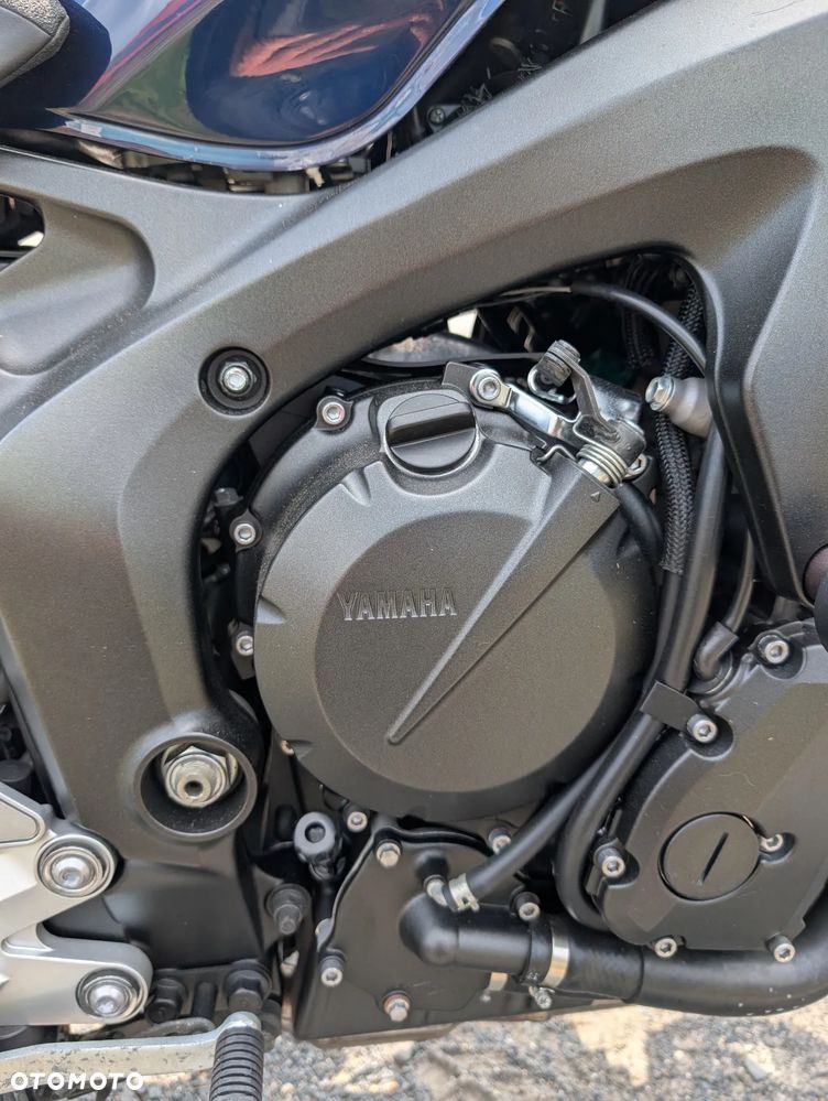 Yamaha FZ6 - 10