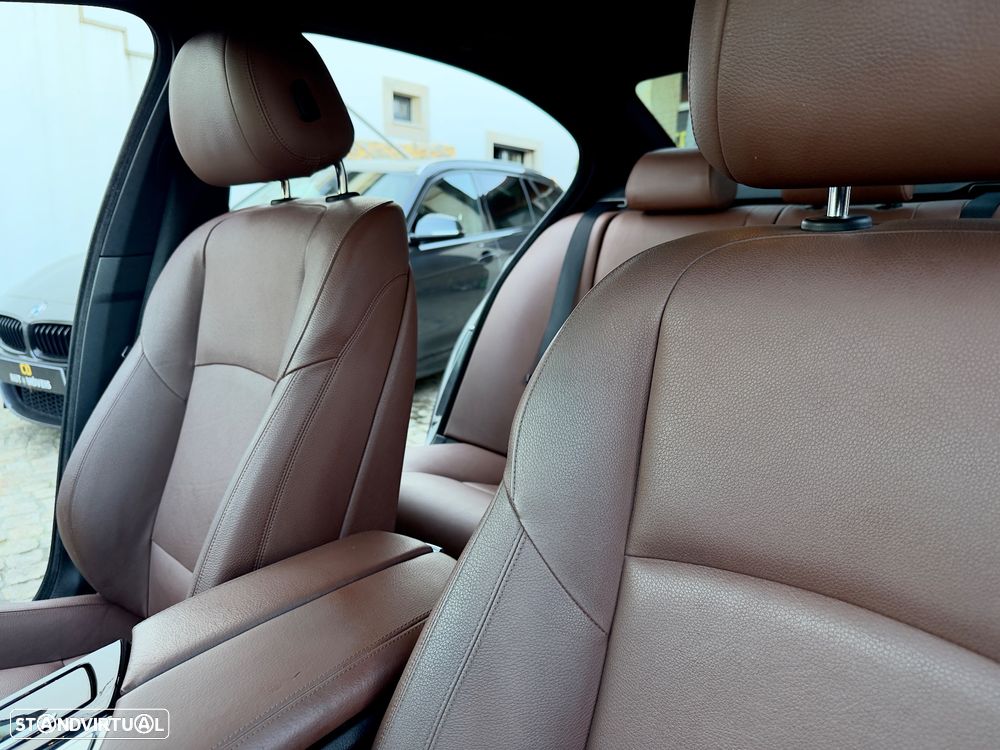 BMW 520 d Line Luxury Auto - 44