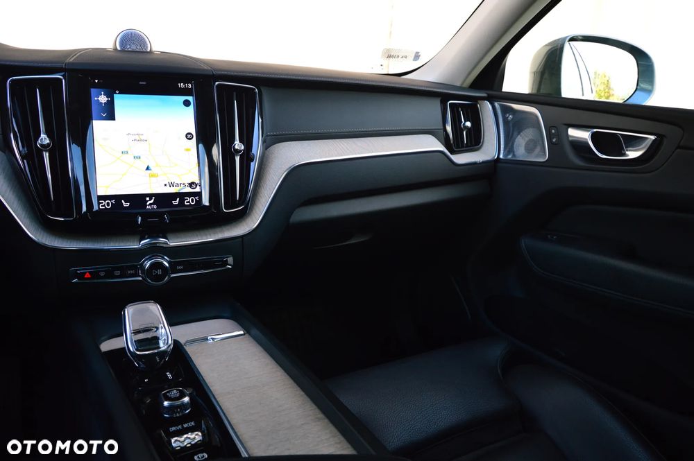 Volvo XC 60 B5 D AWD Inscription - 23