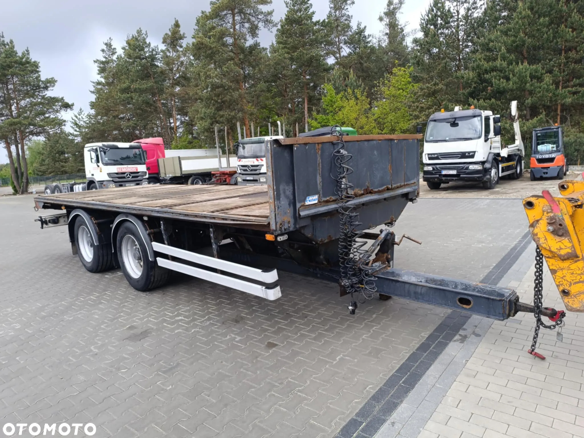 Schmitz Cargobull tandem 2 osie 2007 rok BPW dolny zaczep 6,9 dł platforma - 4