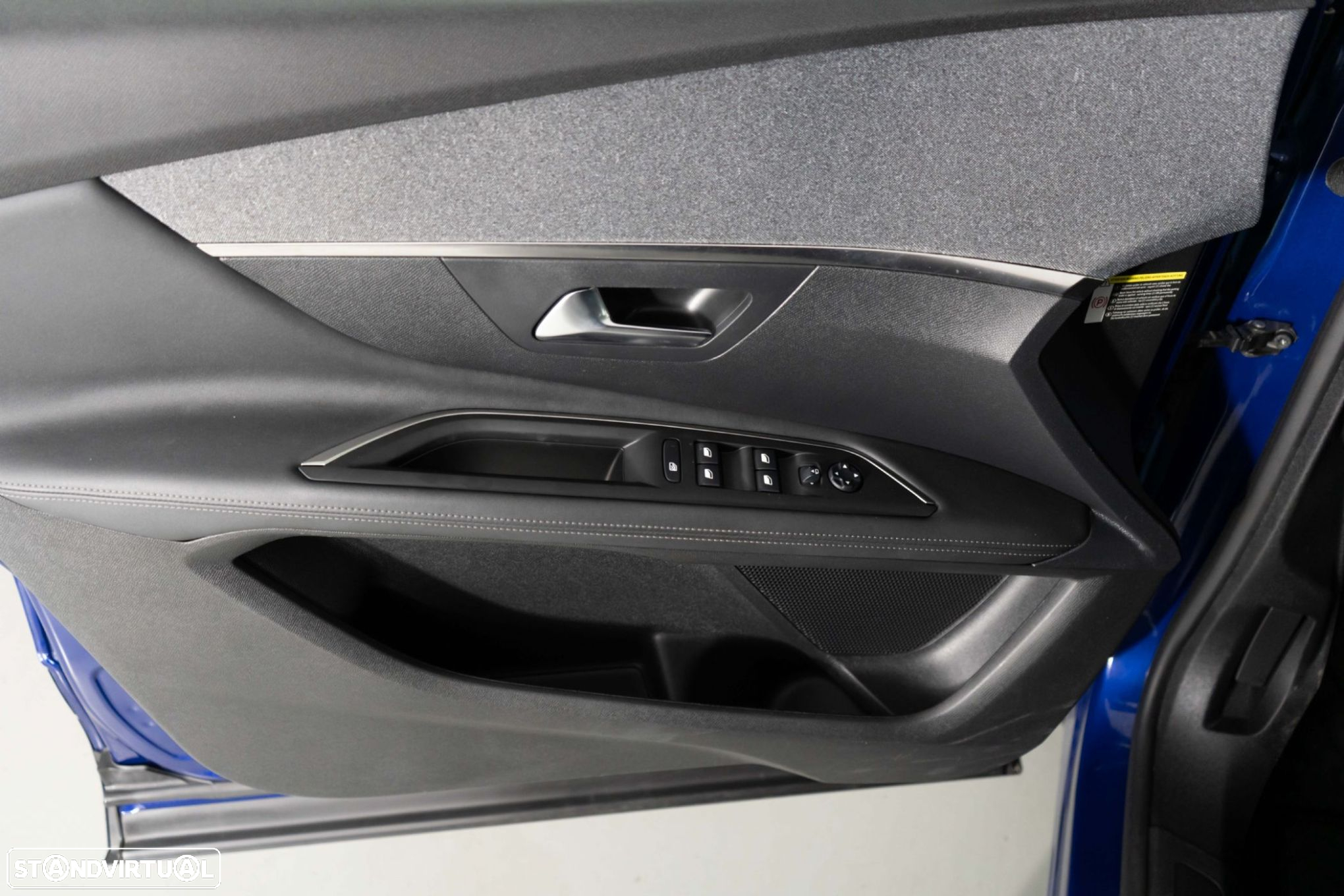 Peugeot 3008 1.2 PureTech Allure EAT6 - 21