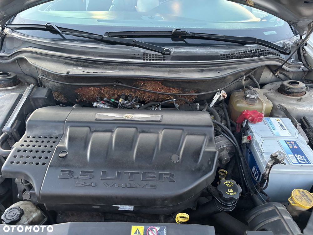 Chrysler Pacifica - 9