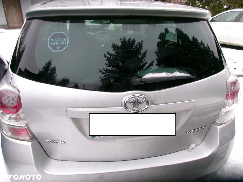 KLAPA TYŁ SZYBA TOYOTA VERSO 09-18  1F7 - 1