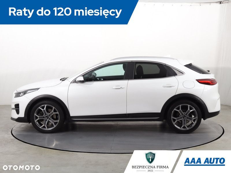 Kia XCeed - 4