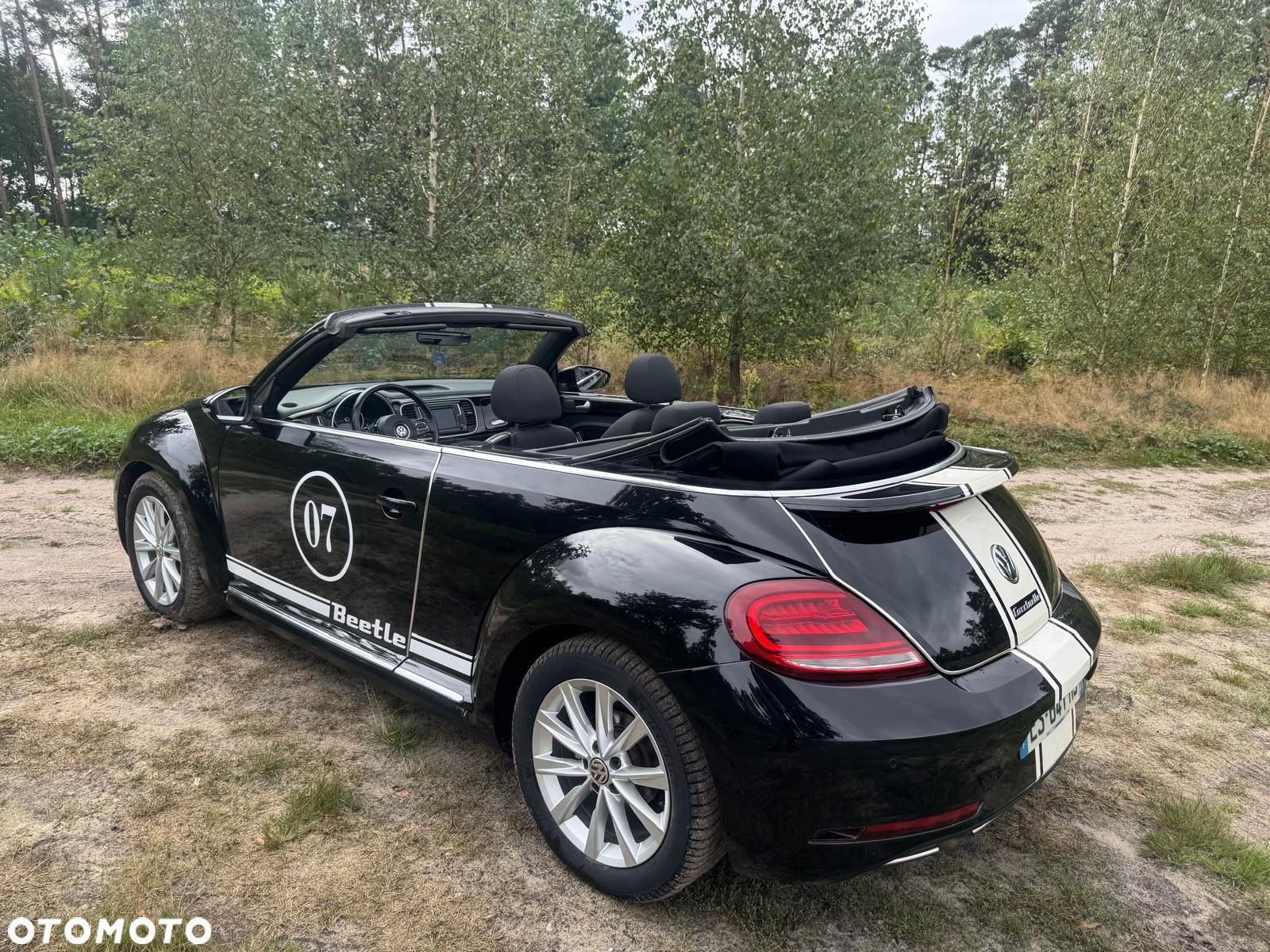 Volkswagen Beetle The Cabriolet 2.0 TDI BlueMotion Technology Design - 3