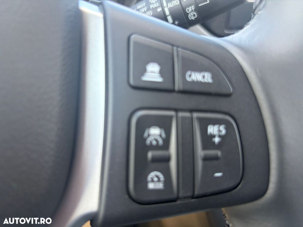 Suzuki S-Cross 1.5 HEV Passion - 11